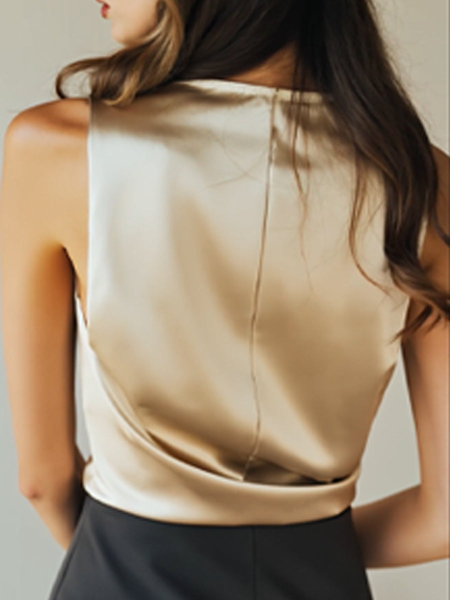 Top in Satin Avorio con Eleganti Dettagli Drappeggiati