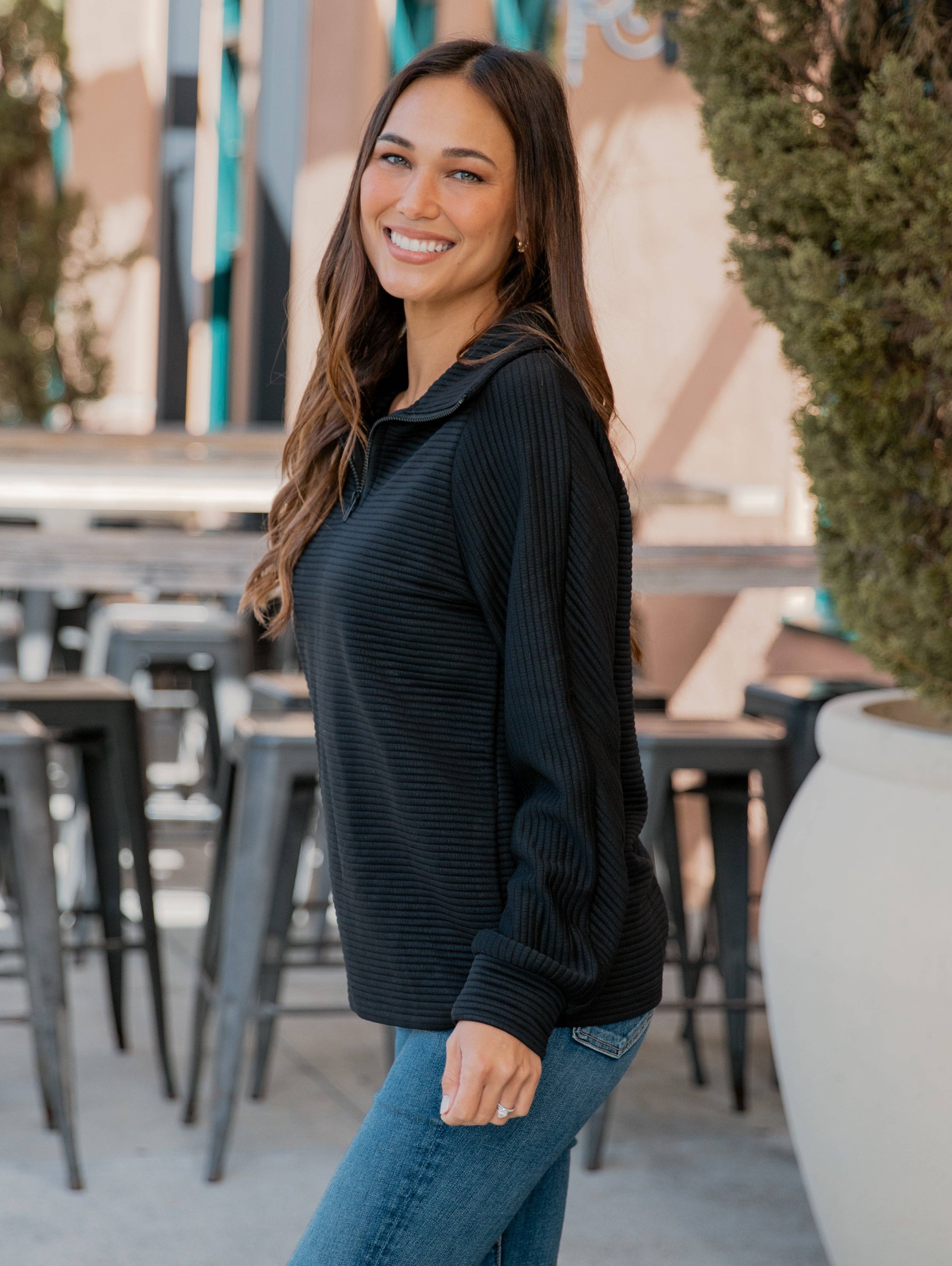 Mila Milano™  |  Pullover con zip e texture a coste